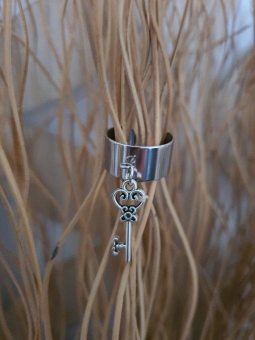 Bague estampille Clef (réglable acier inoxydable)