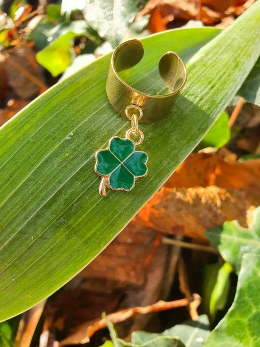 Bague estampille Trèfle (dorée acier inoxydable)