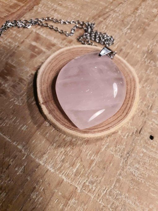 Pendentif Quartz Rose (Madagascar AA)